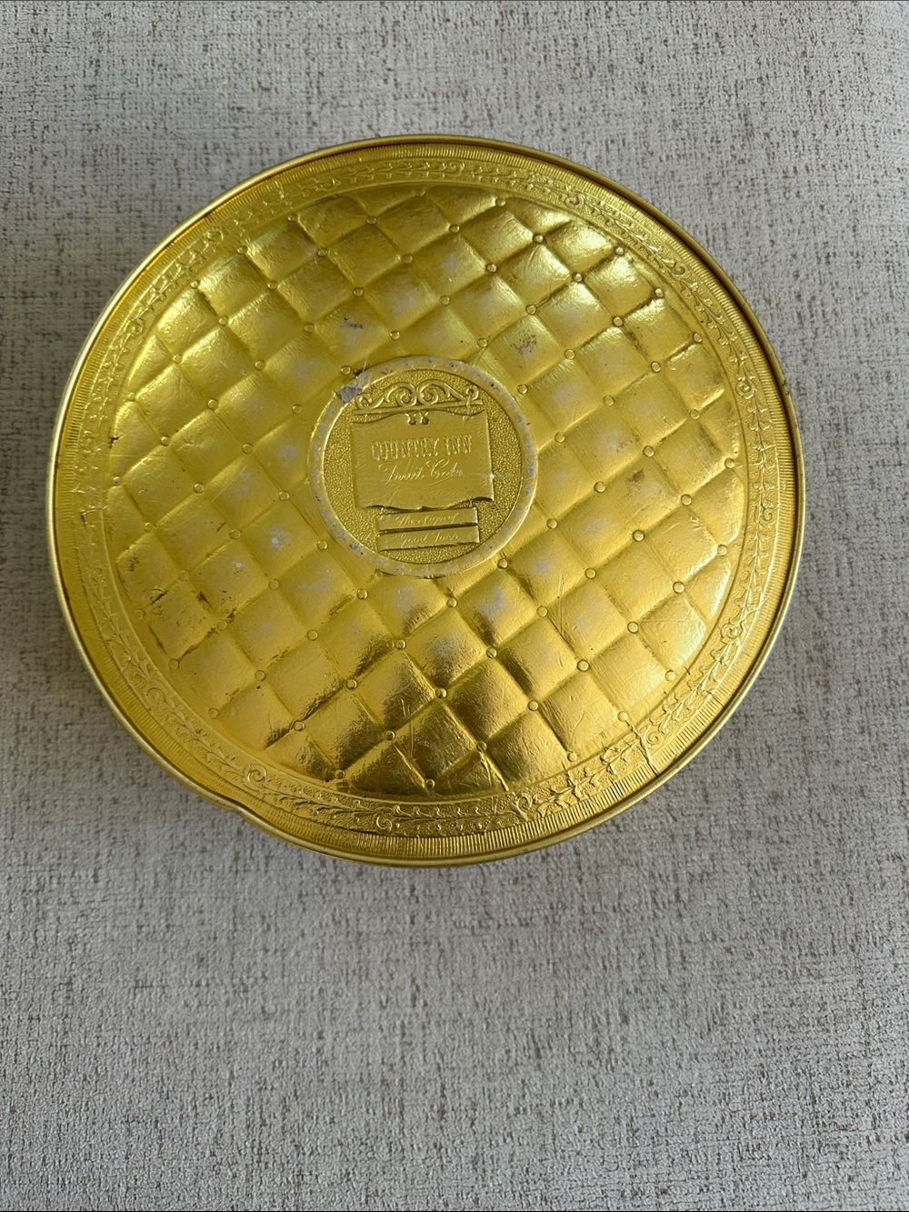 Vintage 1970s Guildcraft Gold Quilted Embossed Country Inn Round Tin - 10”